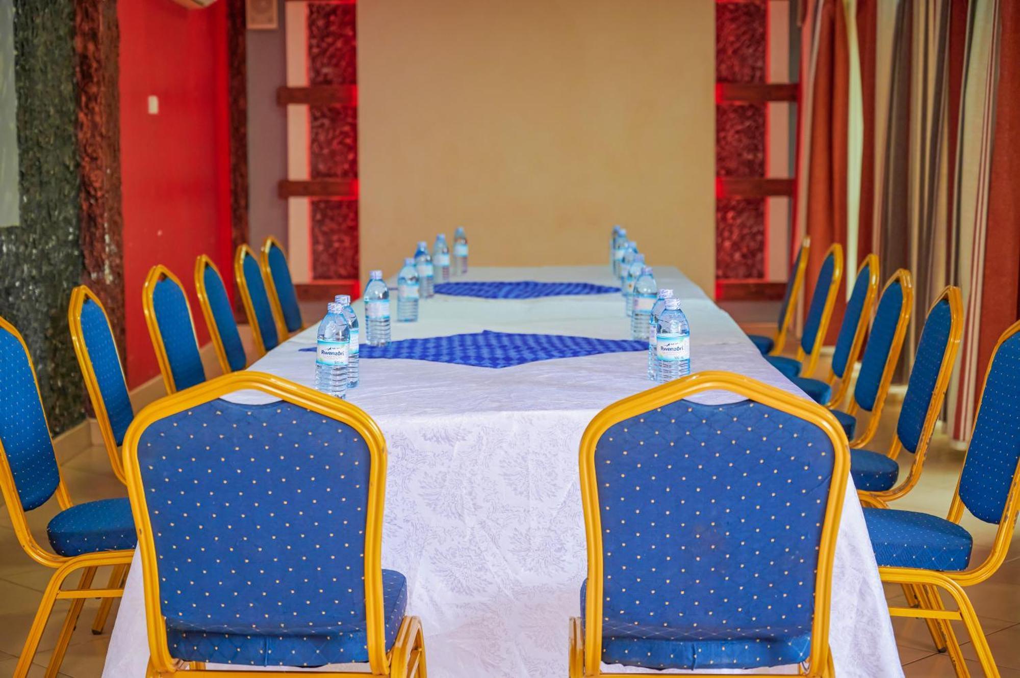 Twin Towers Hotel Kampala Dış mekan fotoğraf